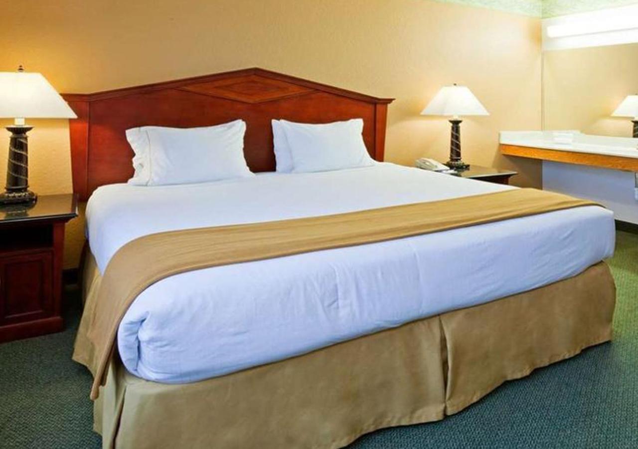 Norwood Inn & Suites Eagan St Paul & Mall Of America Esterno foto
